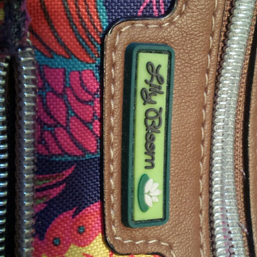 Purse - Picture 3 of 3